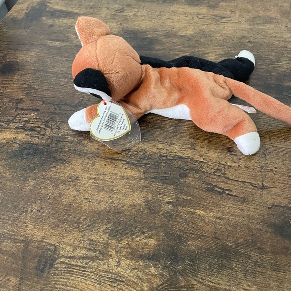 Ty Beanie Baby * Chip the Cat * Date of birth: Jan 26, 1996 * - Picture 3 of 10